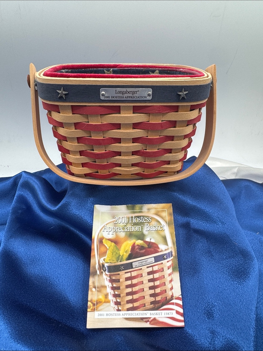 2002 Proudly Longaberger Bee Basket. Made in Dresden, Ohio,  patriotic-themed.